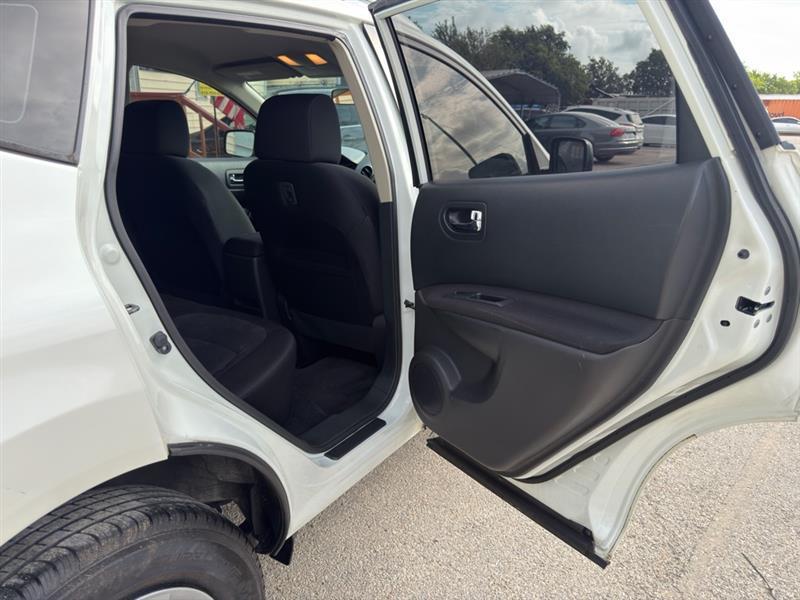 Nissan Rogue Select S 2WD 2015