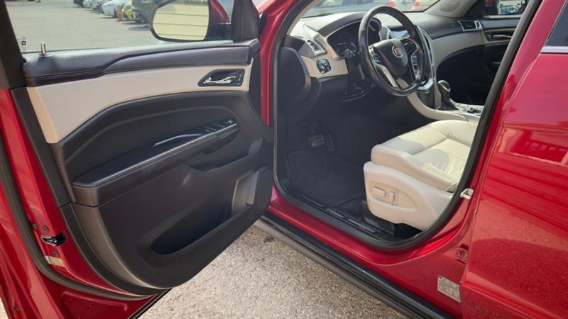 Cadillac SRX Standard FWD 2015