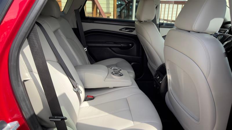 Cadillac SRX Standard FWD 2015