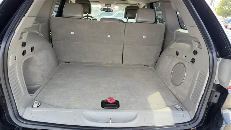Jeep Grand Cherokee Laredo 4WD 2012