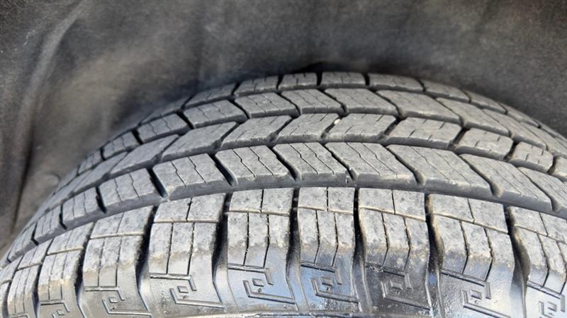 Jeep Grand Cherokee Laredo 4WD 2012
