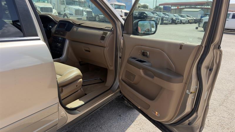 2004 Honda Pilot EX - Photo 12
