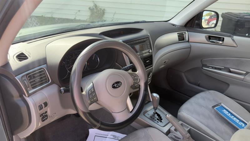 Subaru Forester 2.5X Premium 2010