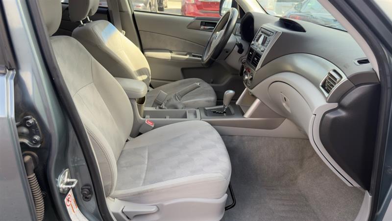 Subaru Forester 2.5X Premium 2010
