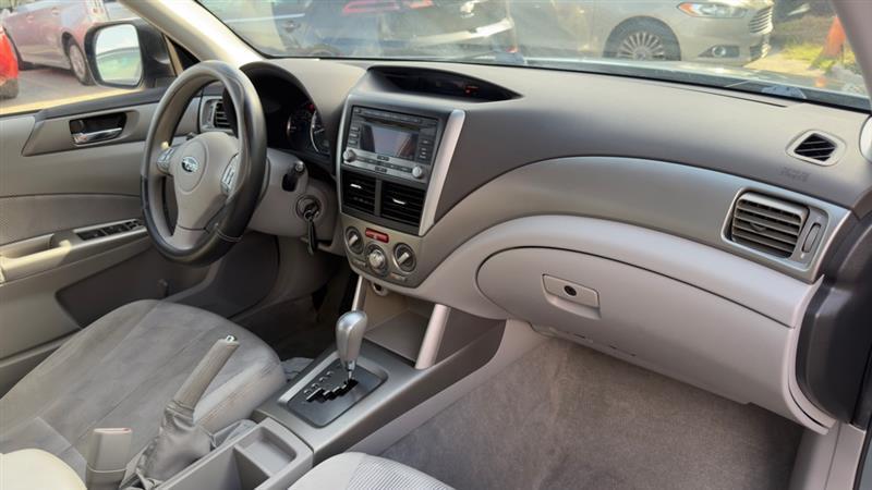 Subaru Forester 2.5X Premium 2010