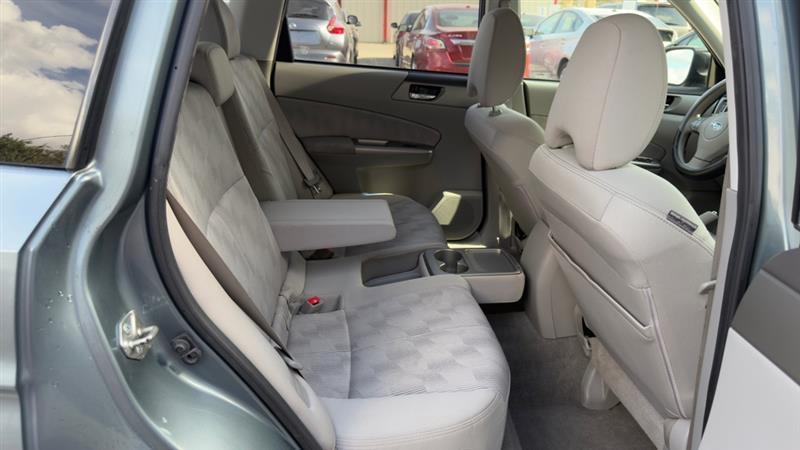 Subaru Forester 2.5X Premium 2010