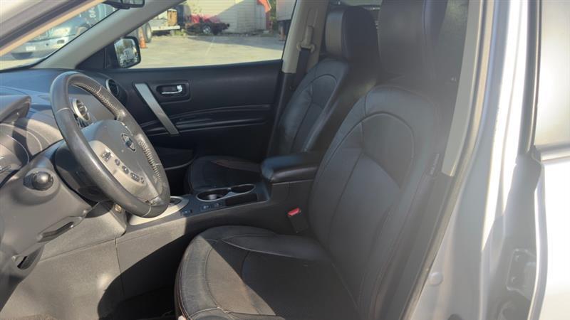Nissan Rogue SV AWD 2013