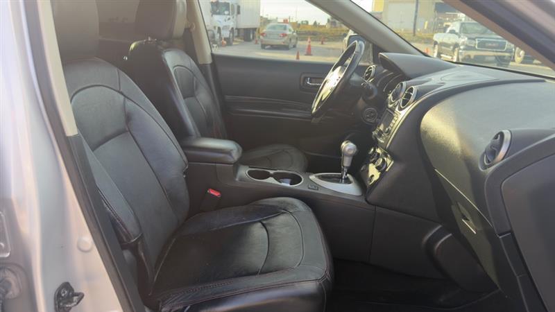 Nissan Rogue SV AWD 2013
