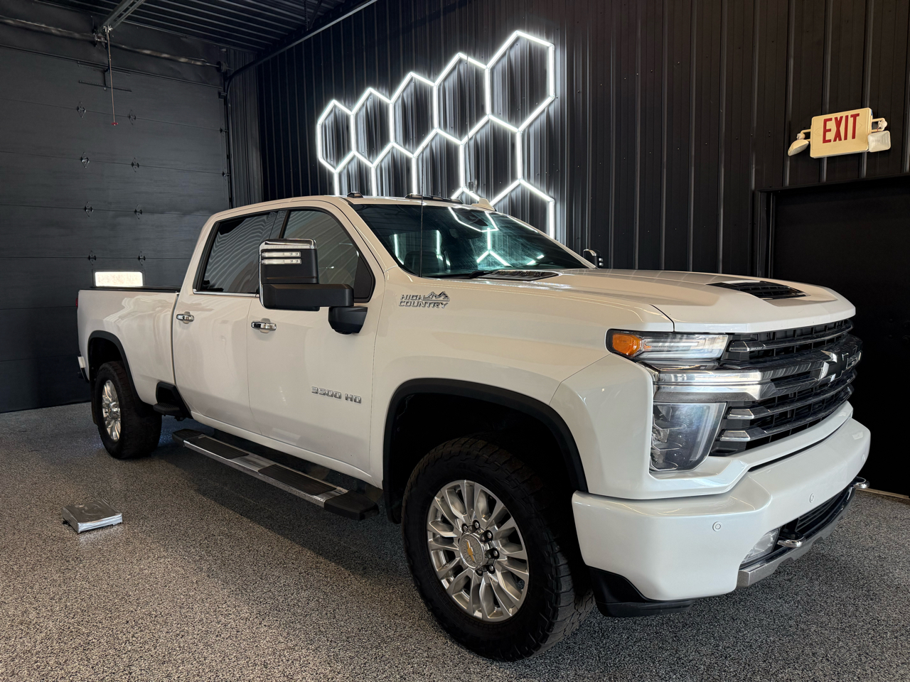 2021 Chevrolet Silverado 3500HD High Country Crew Cab Long Box 4WD