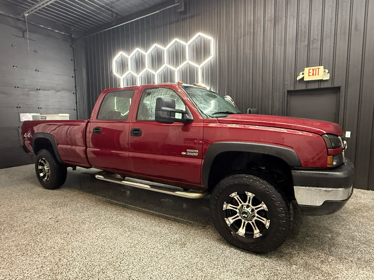2006 Chevrolet Silverado 3500 LT1 Crew Cab 4WD SRW