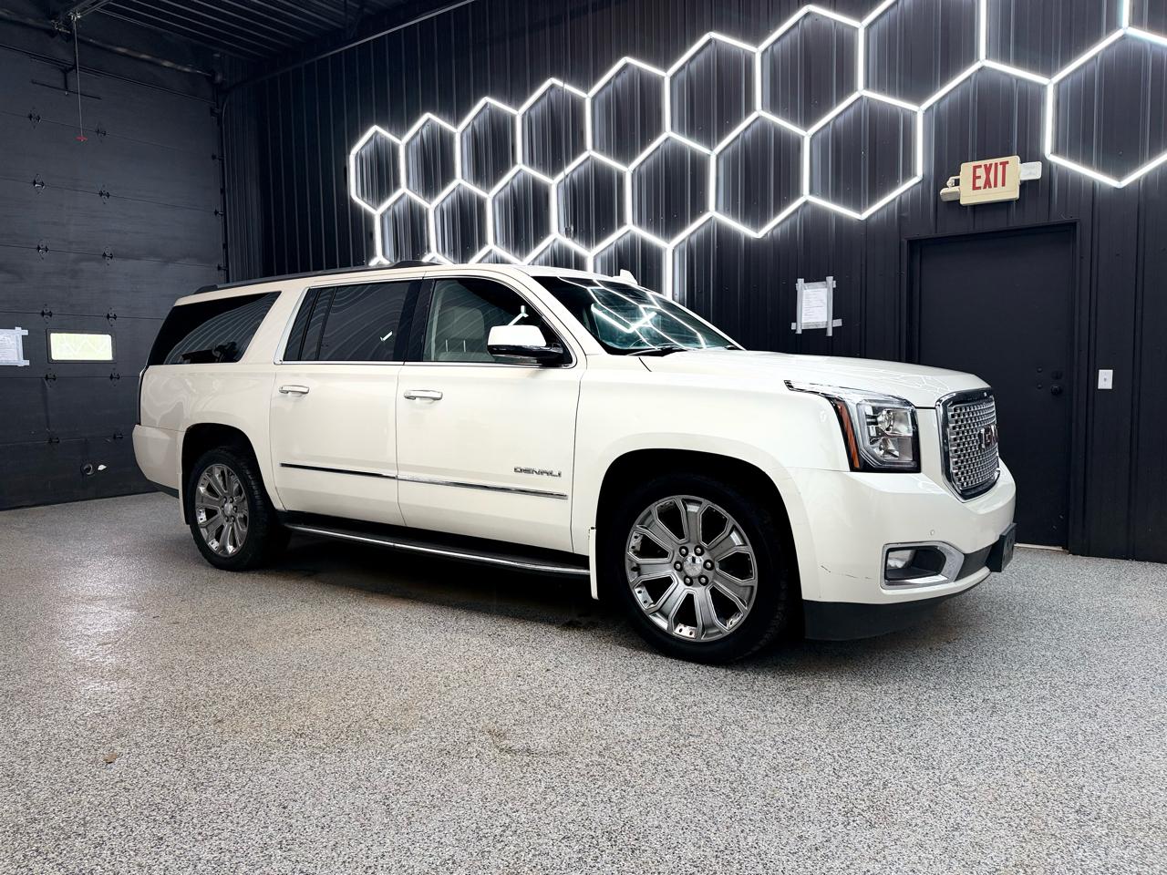 2015 GMC Yukon Denali XL 4WD