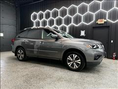 2017 Nissan Pathfinder 