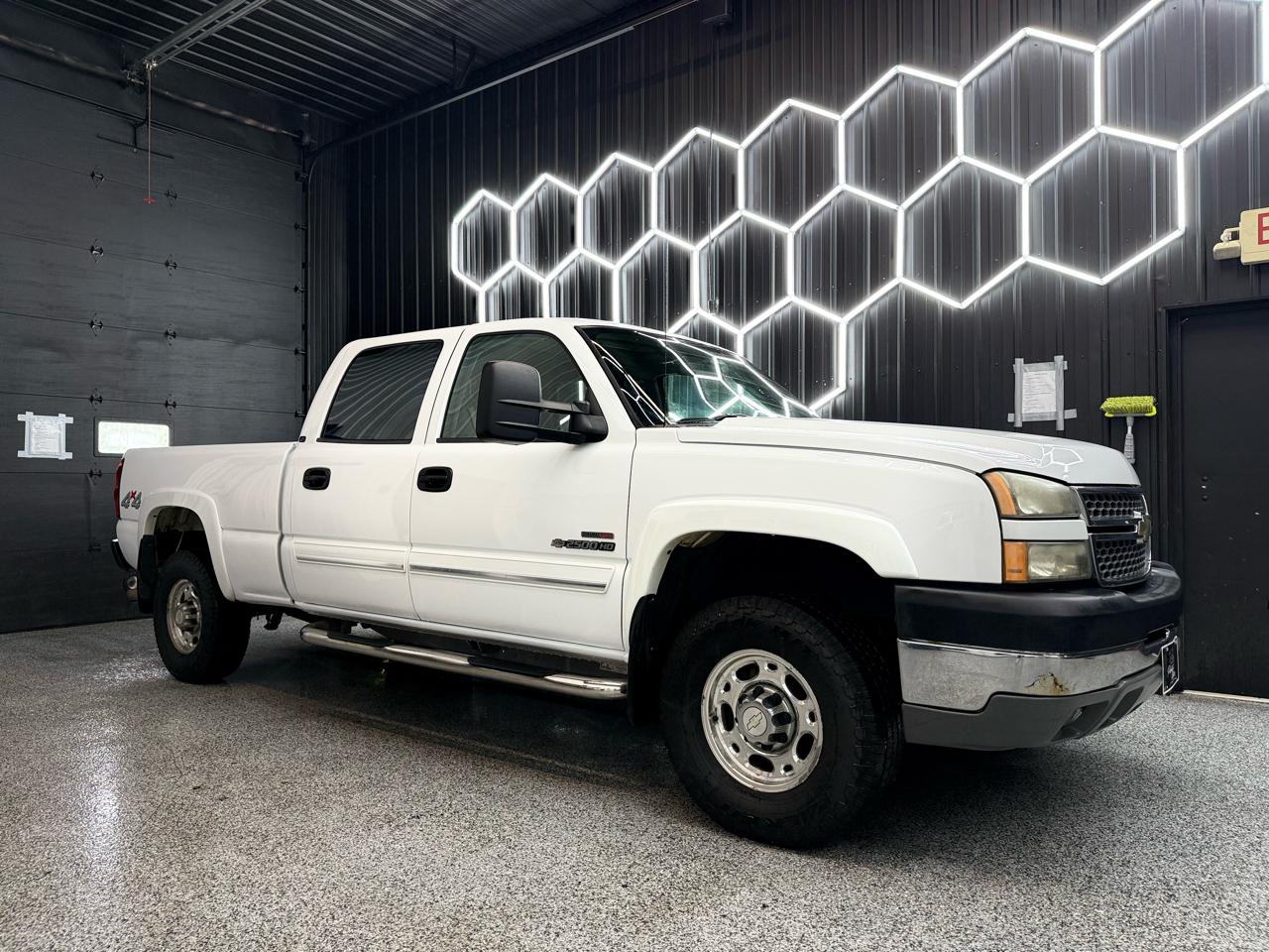 2005 Chevrolet Silverado 2500HD Crew Cab 4WD