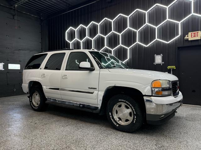 White 2005 GMC Yukon SUV / Crossover Automatic