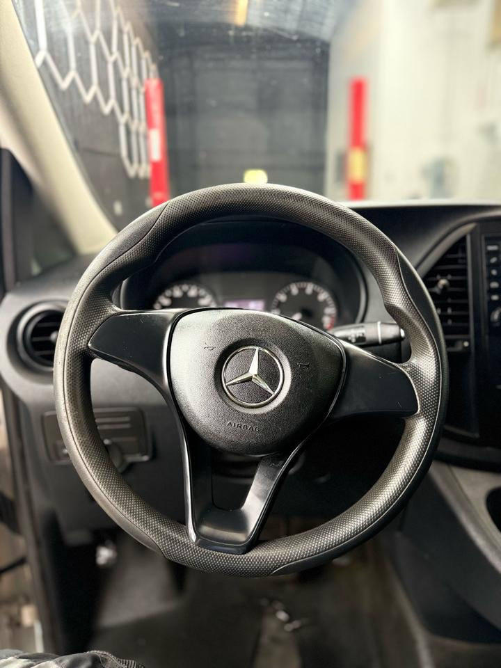 2017 Mercedes-Benz Metris Cargo Van Base - Photo 13