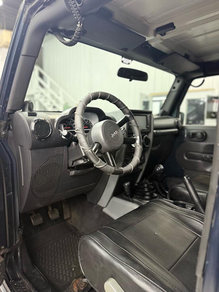2008 Jeep Wrangler Unlimited Sahara - Photo 9