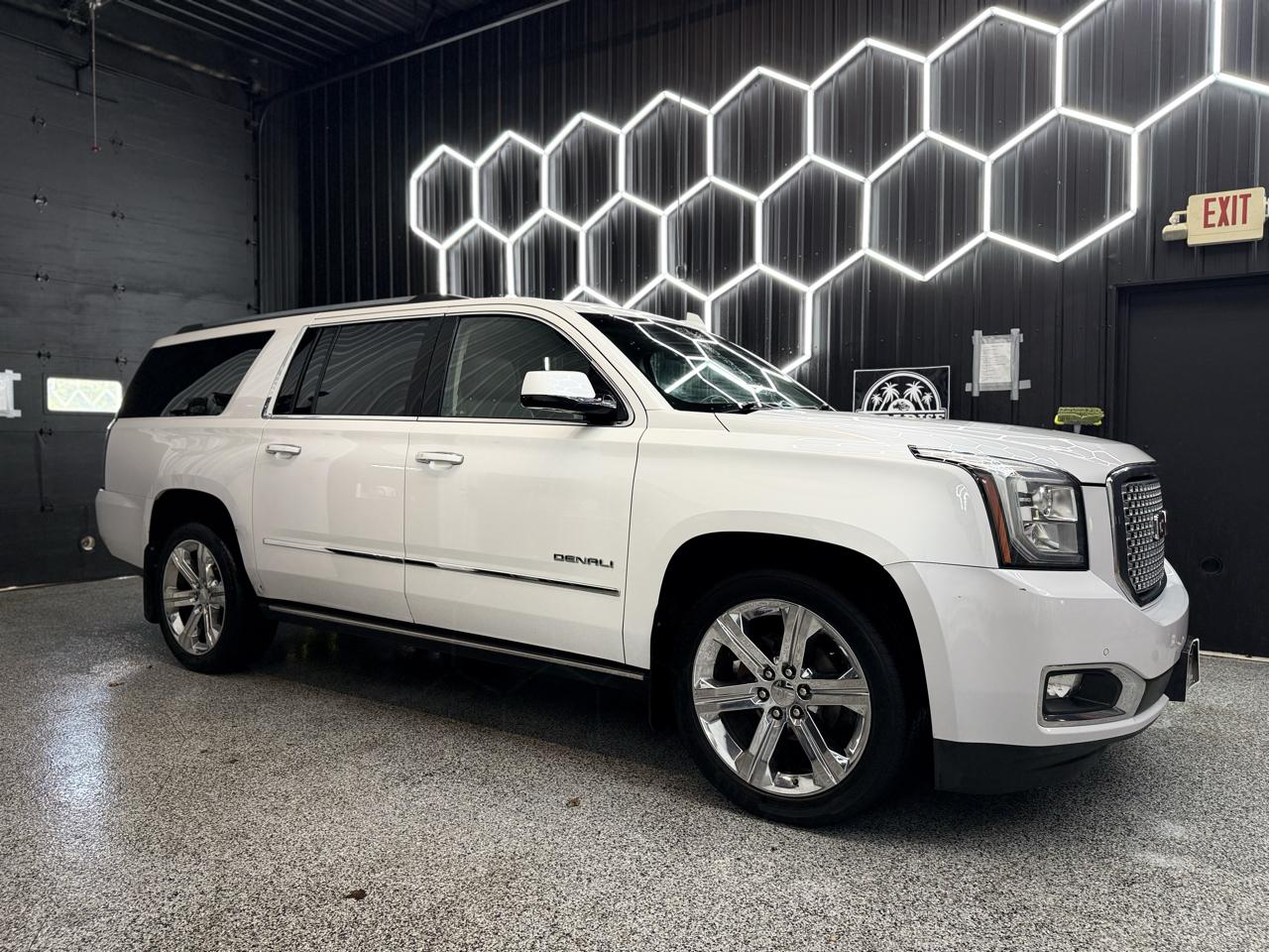 2016 GMC Yukon XL Denali 4WD
