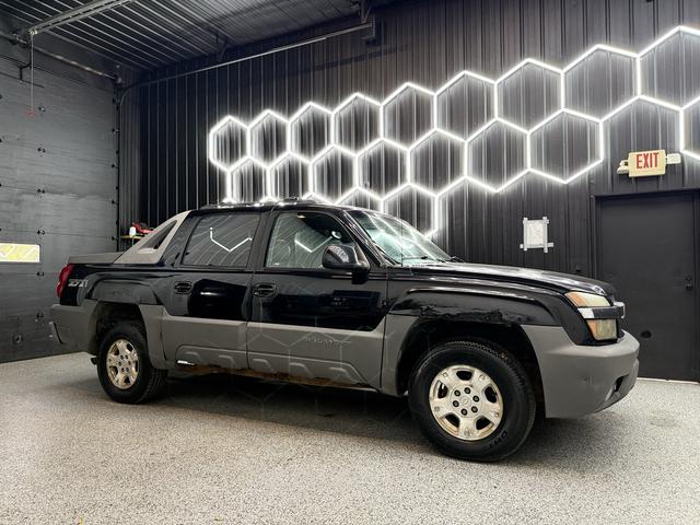 Not Specified 2002 Chevrolet Avalanche Pickup Truck Four-Wheel Drive Automatic