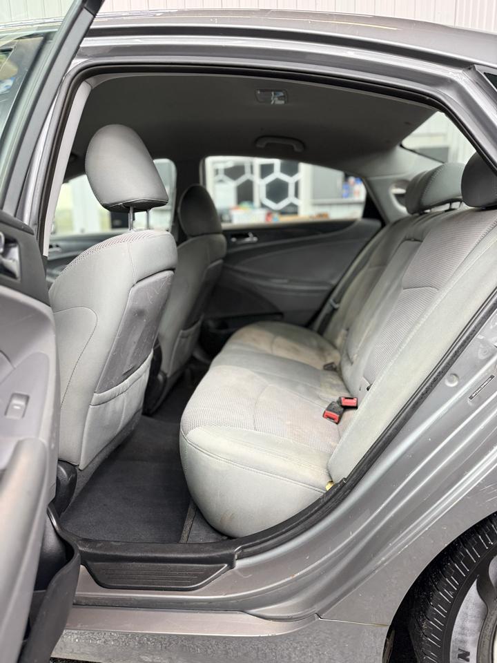 Hyundai Sonata photo 10
