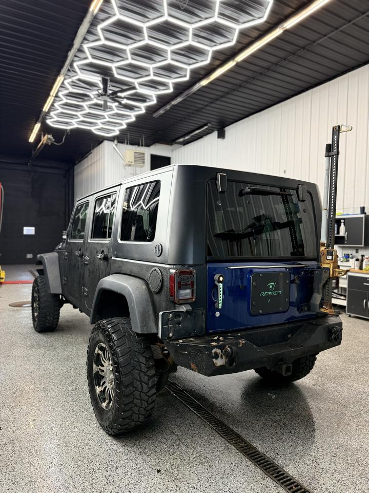 Jeep Wrangler photo 5