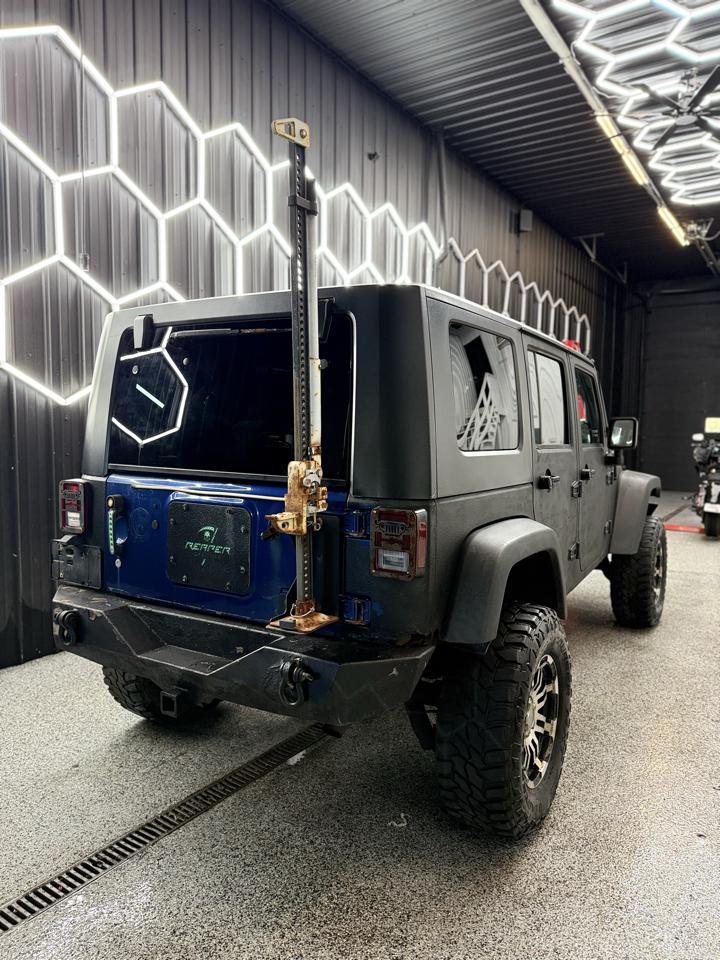 Jeep Wrangler photo 7