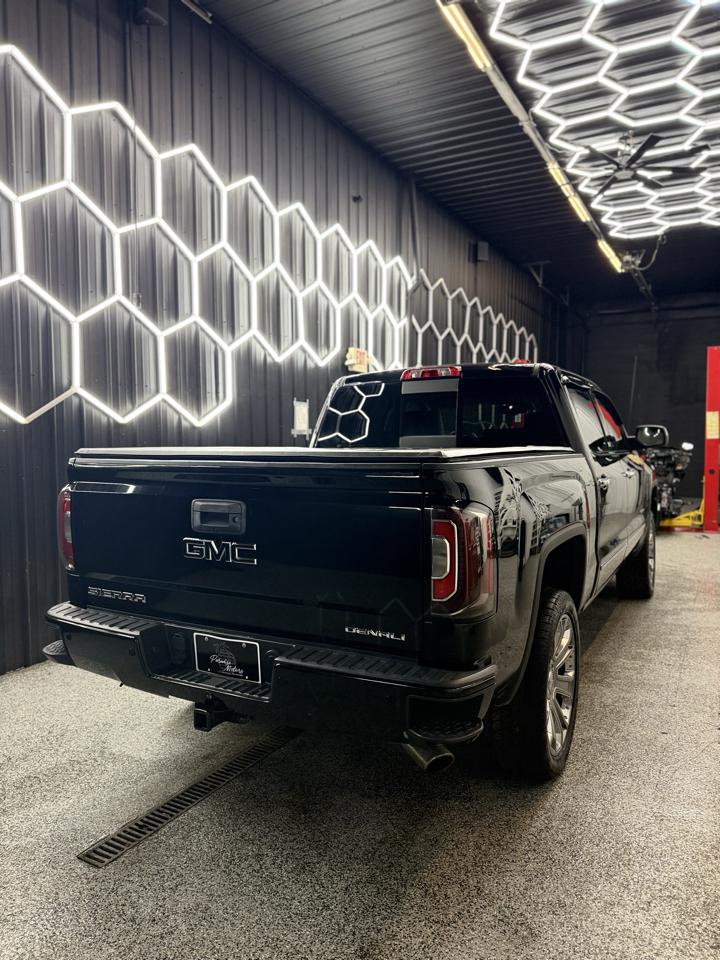 GMC Sierra photo 7