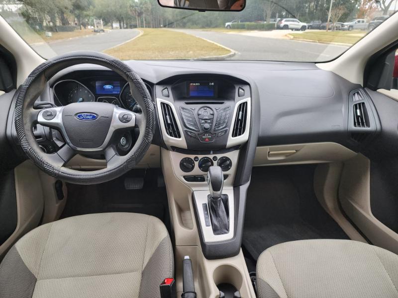 Ford Focus SE Hatch 2014