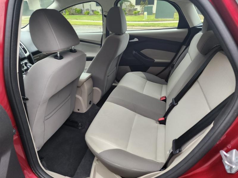 Ford Focus SE Hatch 2014