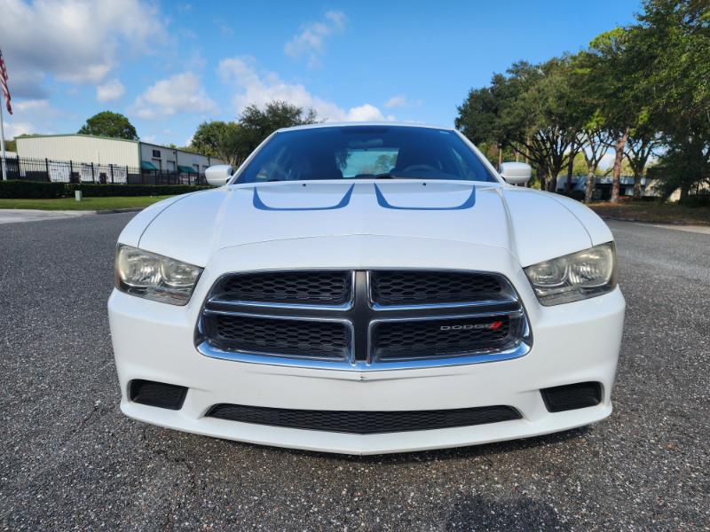 Dodge Charger SE 2012