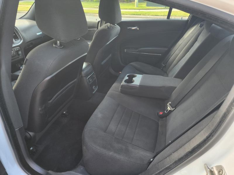 Dodge Charger SE 2012