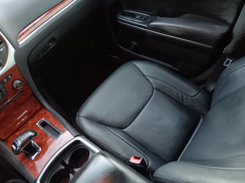 Chrysler 300 RWD 2014