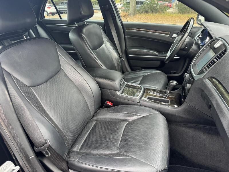 Chrysler 300 C RWD 2013