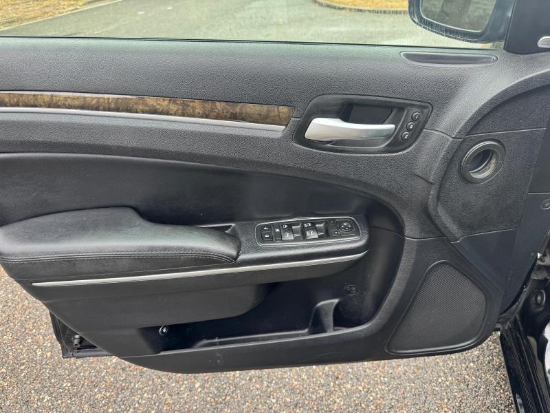 Chrysler 300 C RWD 2013