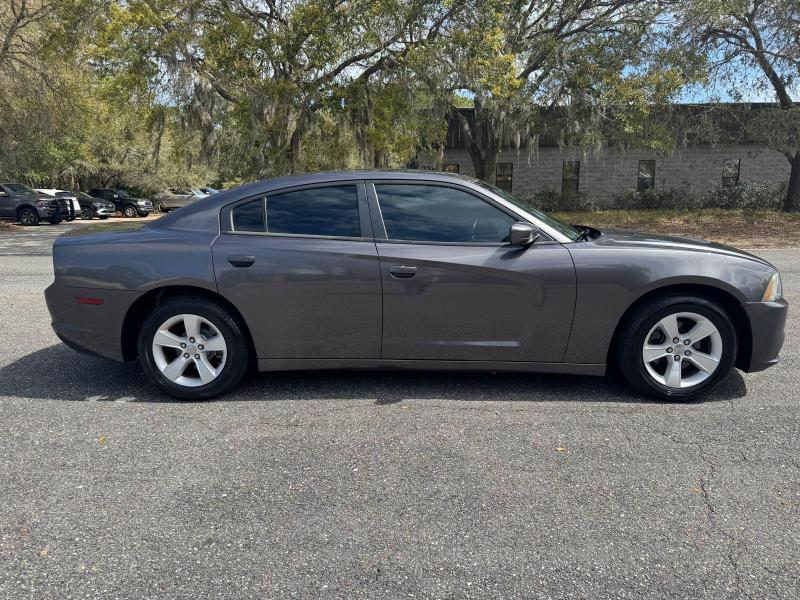 Dodge Charger SE 2014