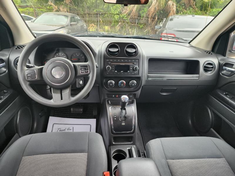 Jeep Compass Sport FWD 2011