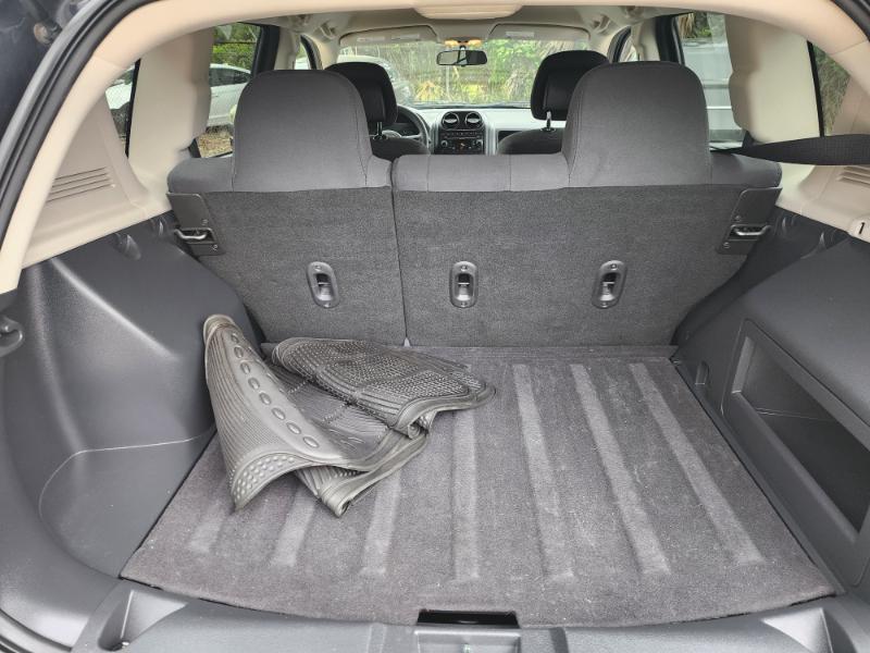 Jeep Compass Sport FWD 2011