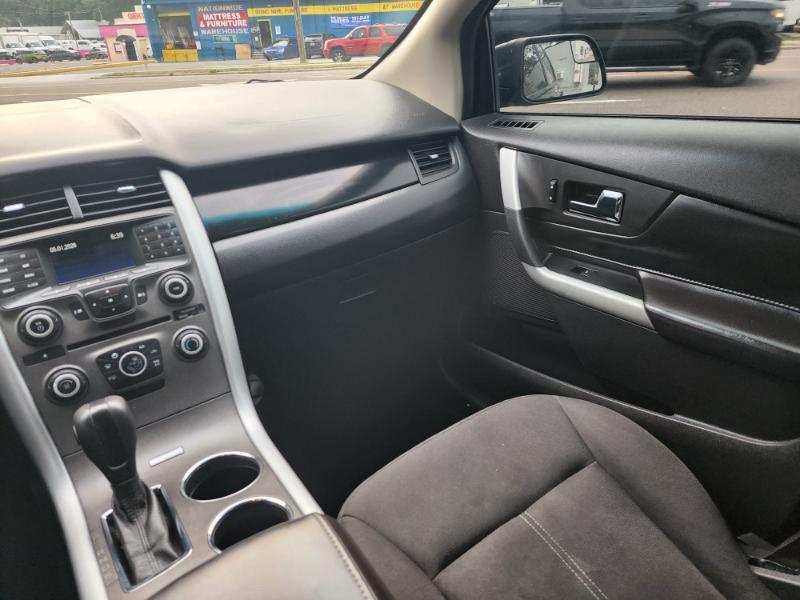Ford Edge SE FWD 2013