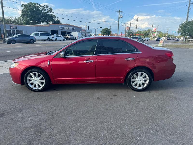 Lincoln MKZ FWD 2011