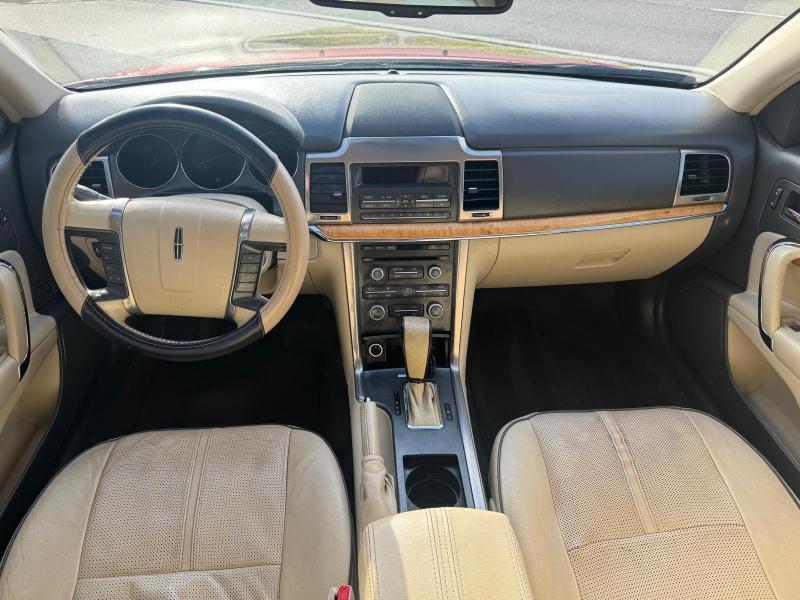 Lincoln MKZ FWD 2011