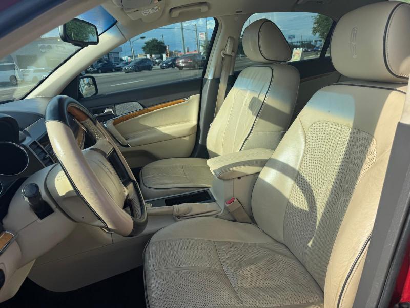 Lincoln MKZ FWD 2011