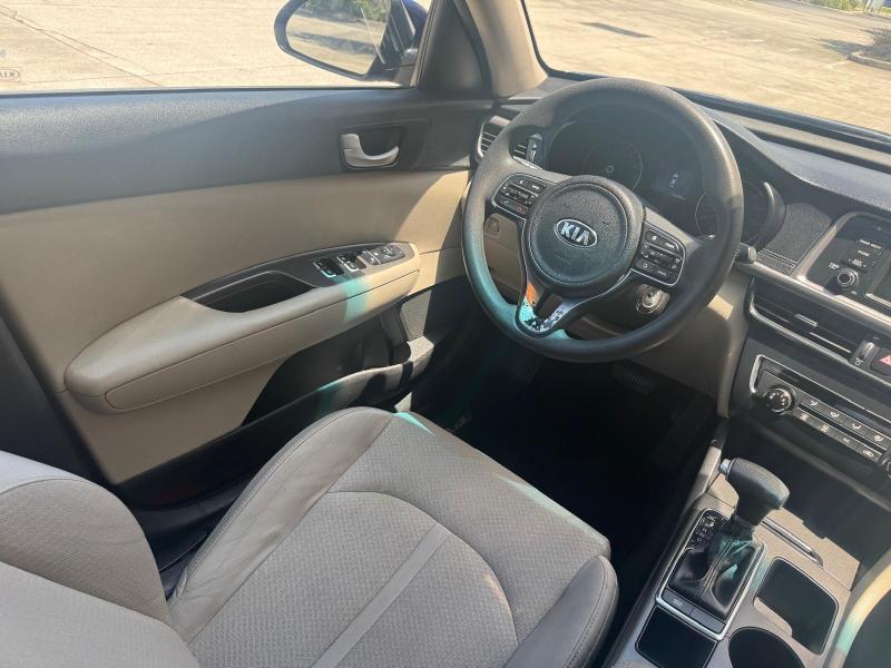 Kia Optima LX 2016