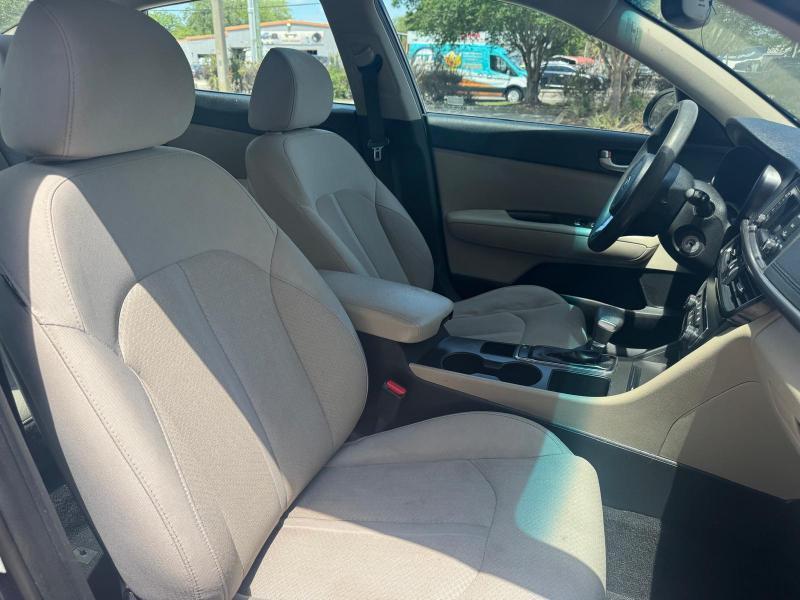 Kia Optima LX 2016