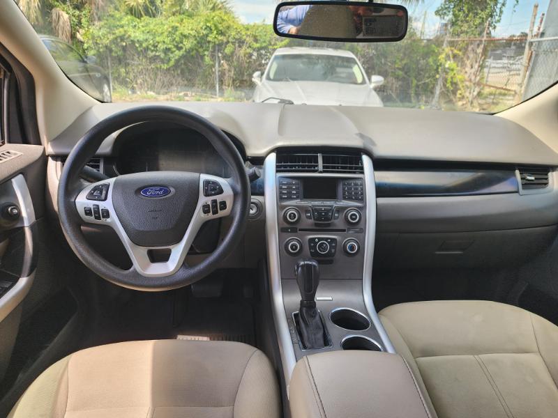 Ford Edge SE FWD 2013