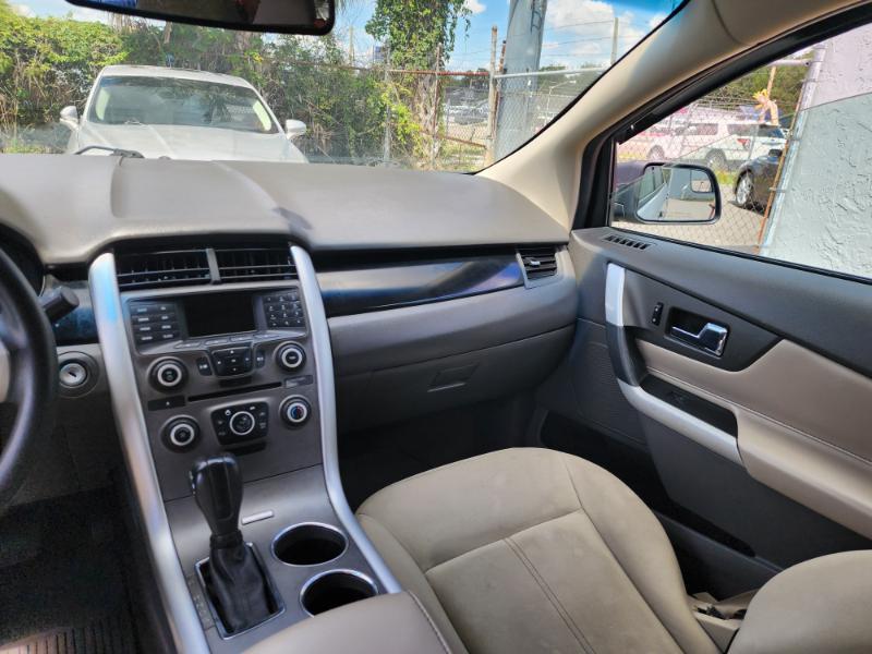 Ford Edge SE FWD 2013