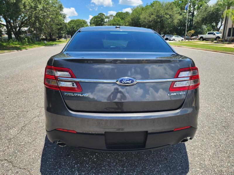 Ford Taurus Limited FWD 2019