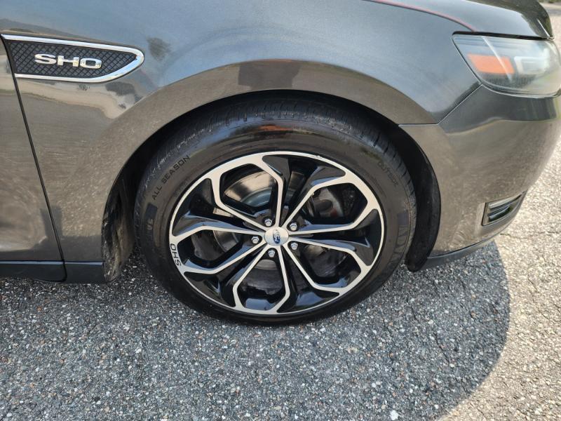 Ford Taurus SHO AWD 2016