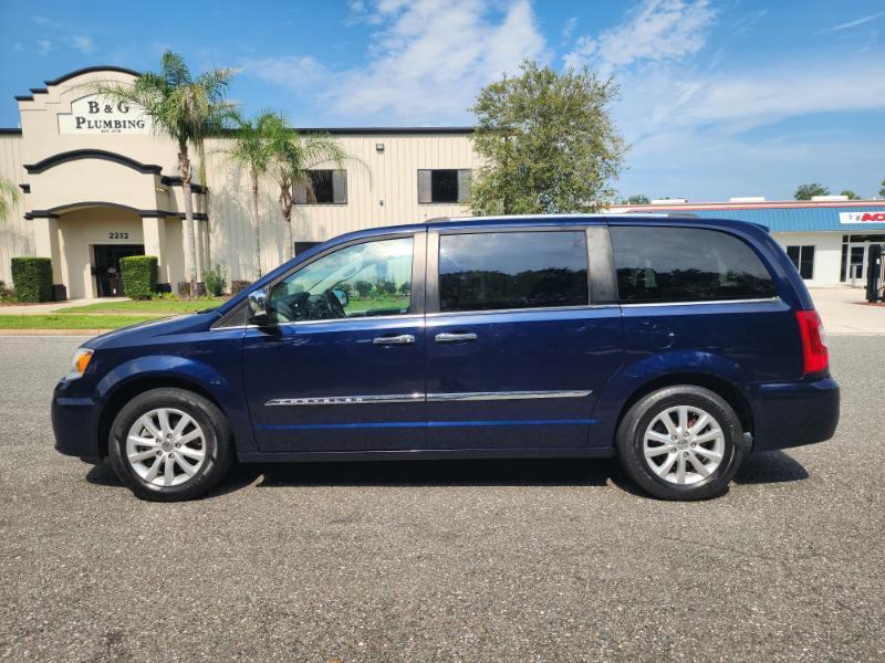 Chrysler Town & Country Limited Platinum 2015