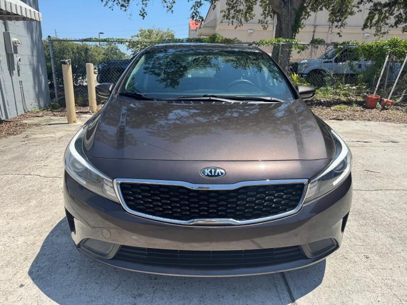 Kia Forte LX 6A 2017