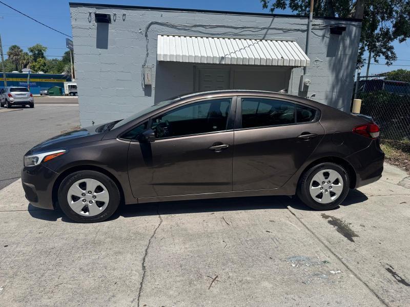 Kia Forte LX 6A 2017