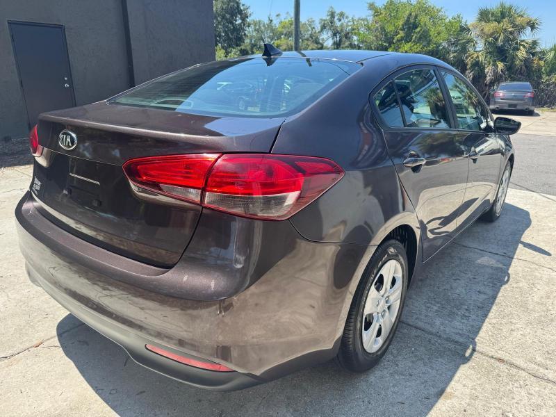 Kia Forte LX 6A 2017